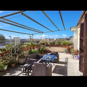 https://robtas-dream-home.it-romehotels.com